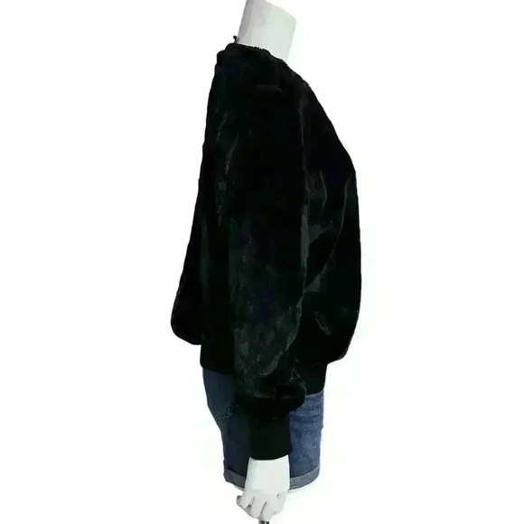 FifteenTwenty Black Fuzzy Soft Sweater Size Medium - Picture 3 of 8